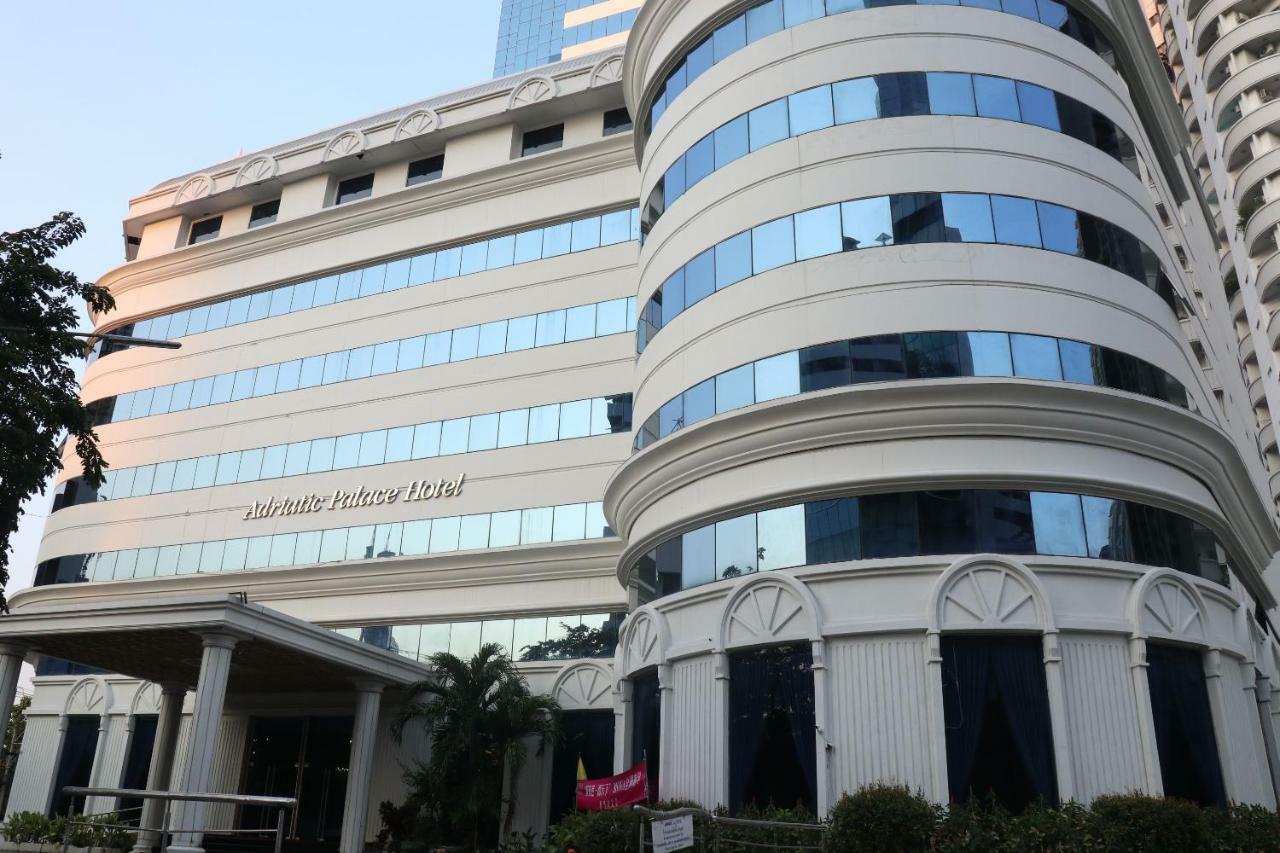 Adriatic Palace Bangkok Esterno foto